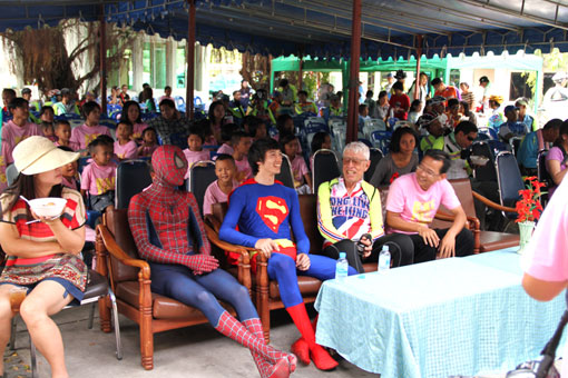 The TCHA join forces with the Central Festival Pattaya too help he children of the Camillian Social Center Rayong who are living with HIV/AIDS. 