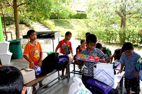 children living with HIV/AIDs were invited to a day out at The Garden International School Ban Chang. 